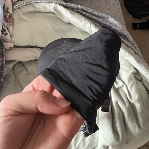 SKIMS WEIGHTLESS SCOOP BRA Black 44B NWT - Picture 6 of 7